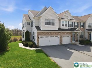 250 Redclover Ln, Allentown, PA