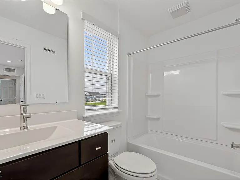 20374 N Pacific Ave — Photo 27