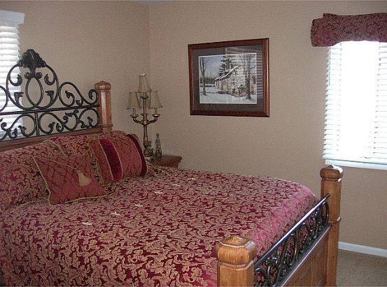 5th image of 240 Center Ave APT 1