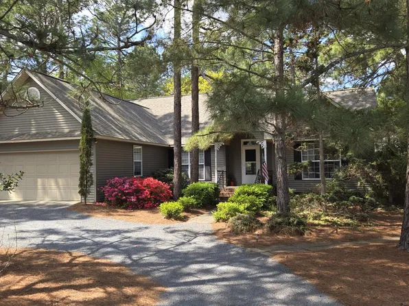 190 Wheeling Dr, Pinehurst, NC 28374