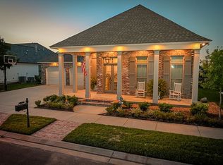 2718 Shore Bend Ave, Baton Rouge, LA 70810