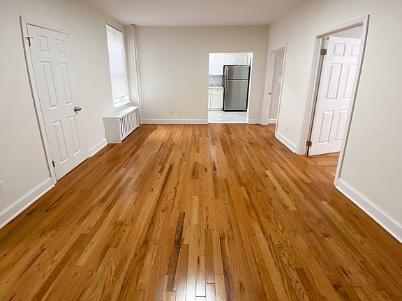 2nd image of 33-20 29th St #2B