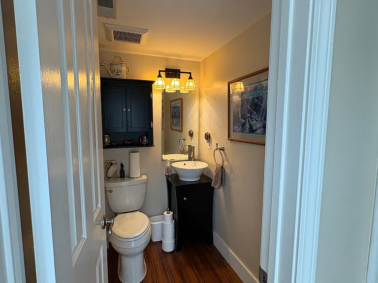 414 E Ave — Photo 13