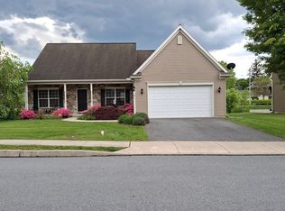 41 Union Crest Dr, Annville, PA 17003