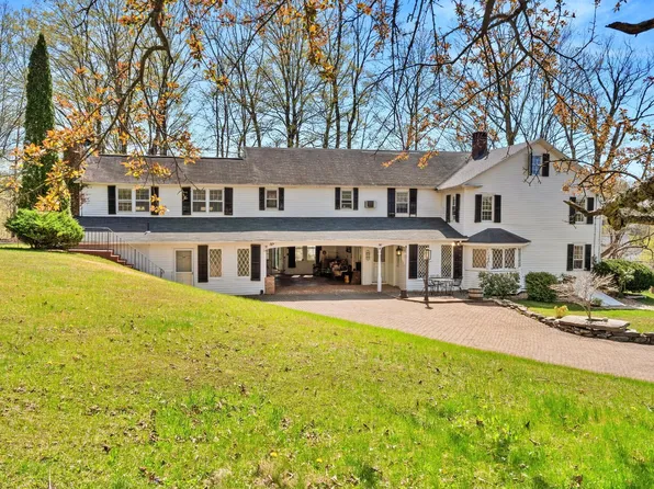 6 Tyringham Rd, Monterey, MA 01245