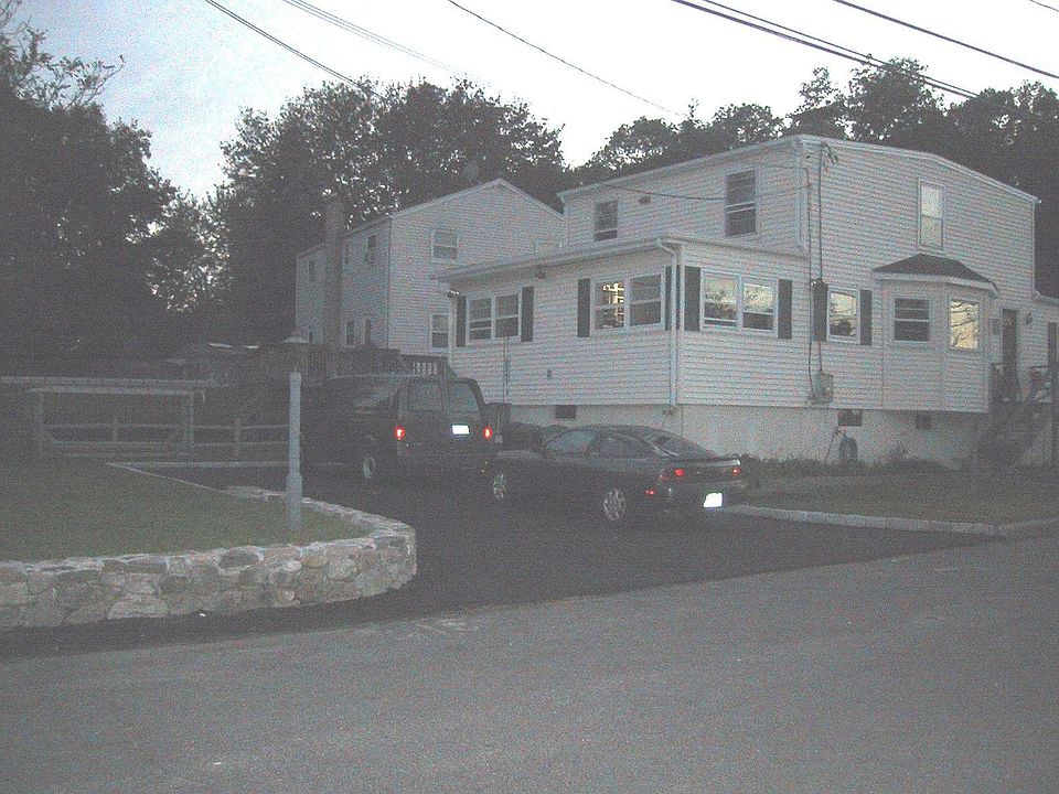 New Driveway w/ Belgium