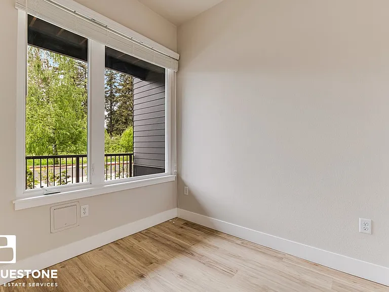 Brookside Apartments — Photo 29