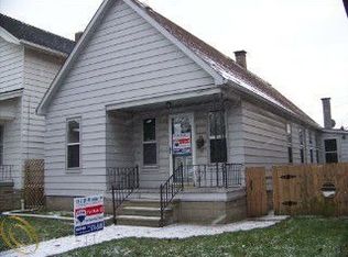 92 E Henry St, River Rouge, MI 48218