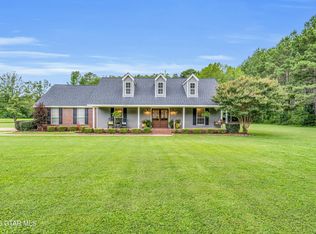 40 Lonesome Dove Trl, Columbus, MS 39702