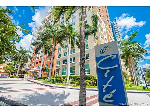2000 N Bayshore Dr #1606 Photo 1