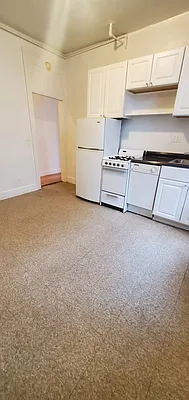 Rented by Manhattan Best Realty, Inc. | media 5