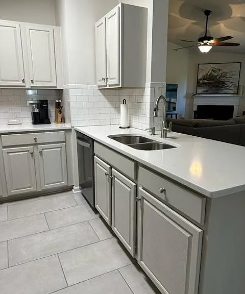 Fully updated kitchen with subway tile backsplash