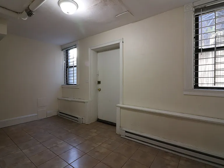 1957 Commonwealth Ave #B3 — Photo 8