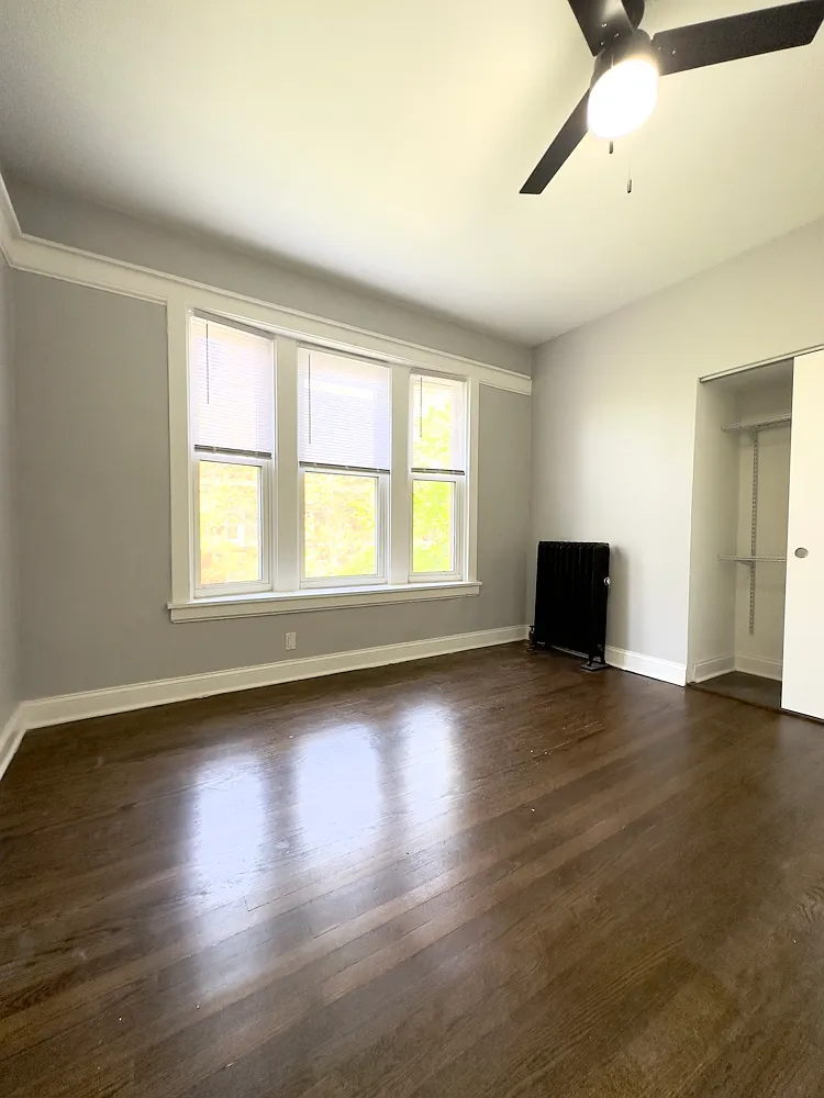 3 bed, 1200 sqft, $2,800 — Photo 4