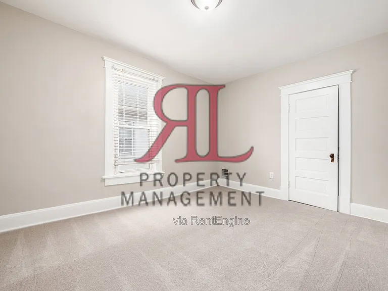 1268 Courtland Ave — Photo 20
