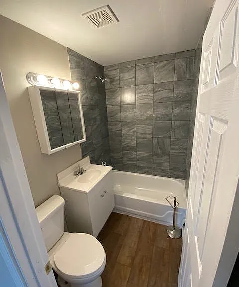 7232 Park Ave #3 — Photo 2