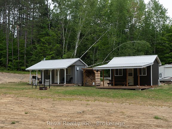3rd image of 219 Elgin Rd