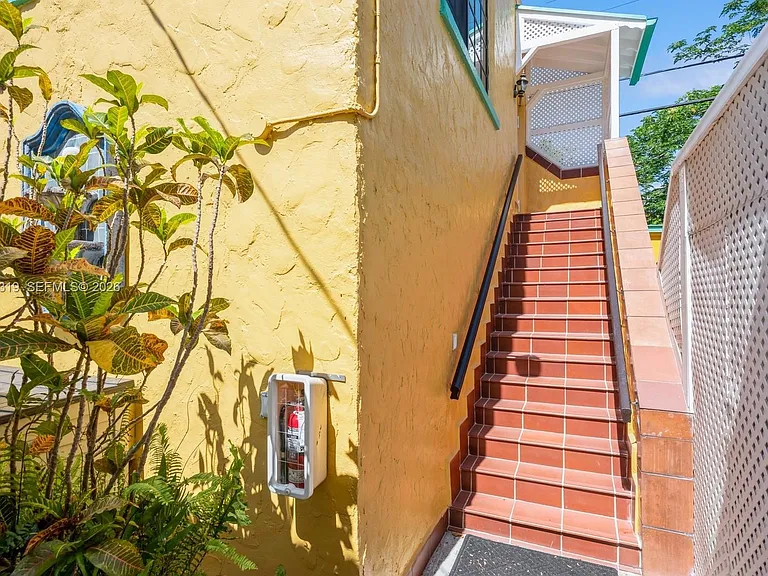 1222 Salzedo St #4 — Photo 8