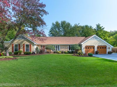 447 Wiltshire Ln, Crystal Lake, IL, 60014