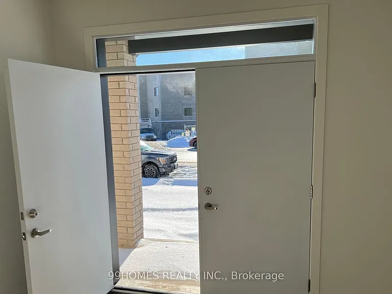 3635 Southbridge Ave #13 — Photo 10