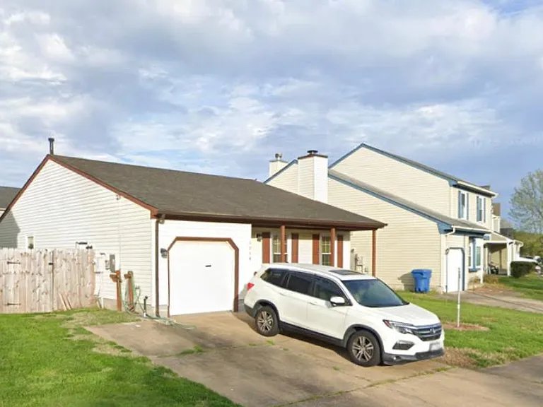 2084 Rock Lake Loop — Photo 1