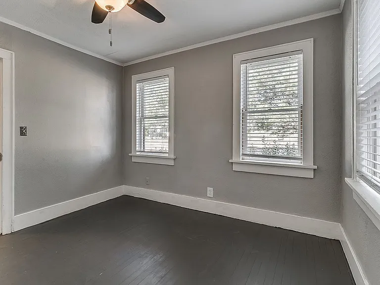 1300 NW 15th St — Photo 30