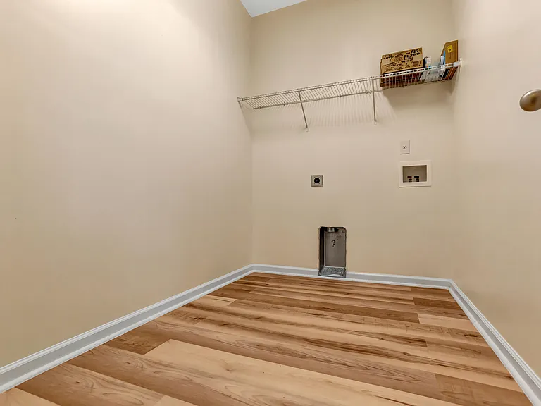 1313 Merchant Ct — Photo 13