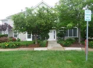 1547 Oakfield Dr, Ann Arbor, MI 48108