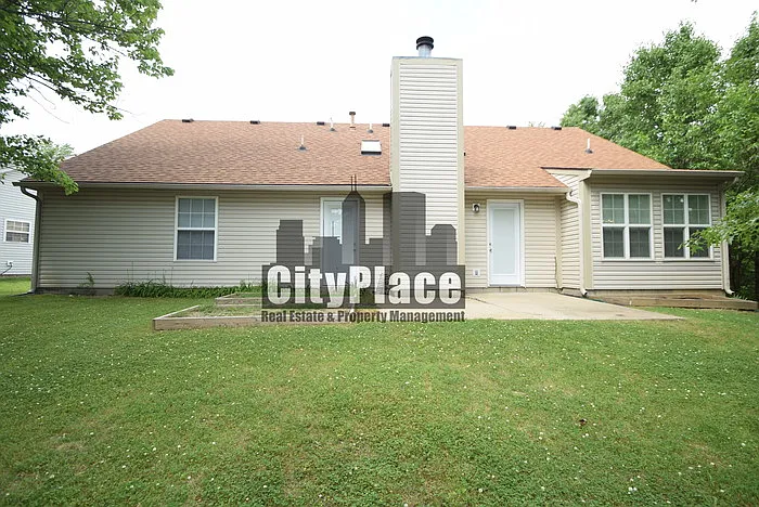 740 Sweet Creek Dr — Photo 4