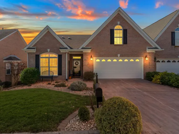 1131 Creekside Village Way, Seymour, TN 37865