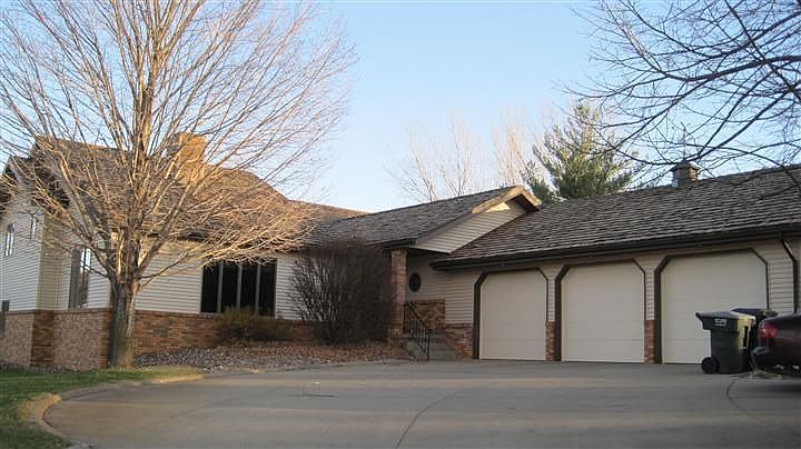 1st image of 14 Deer Haven Dr