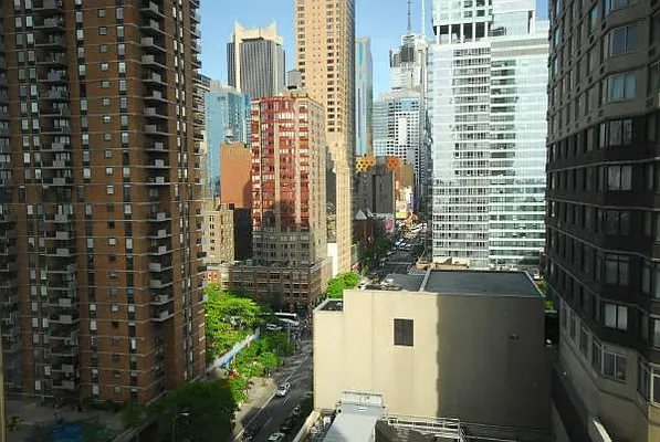 Rented by Level Group | media 36