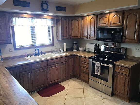 5th image of 1665 Glenwood Ln