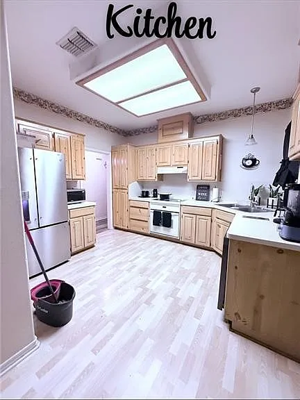 2809 Quebec Dr — Photo 12