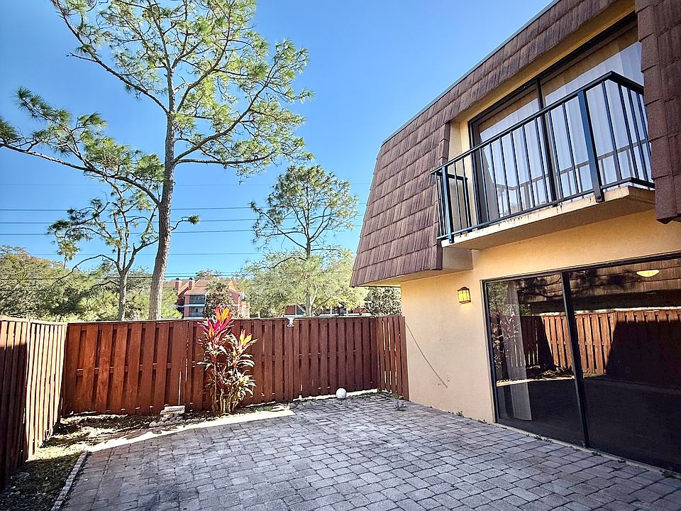 1st image of 5285 Coral Ct #621
