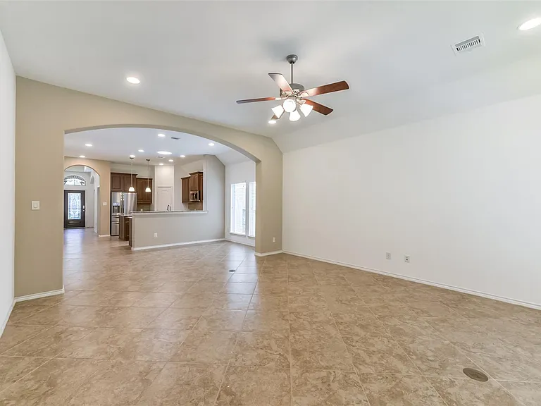 248 Clementine Ct — Photo 7