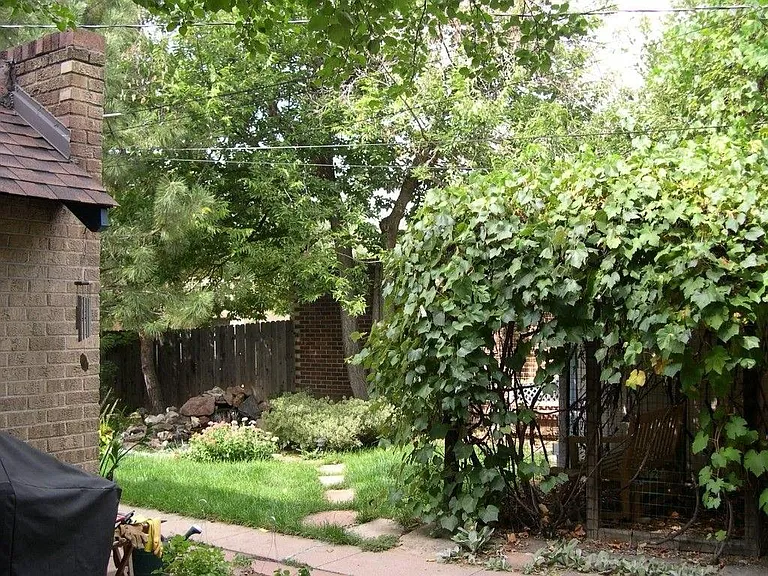 1371 Dahlia St — Photo 13