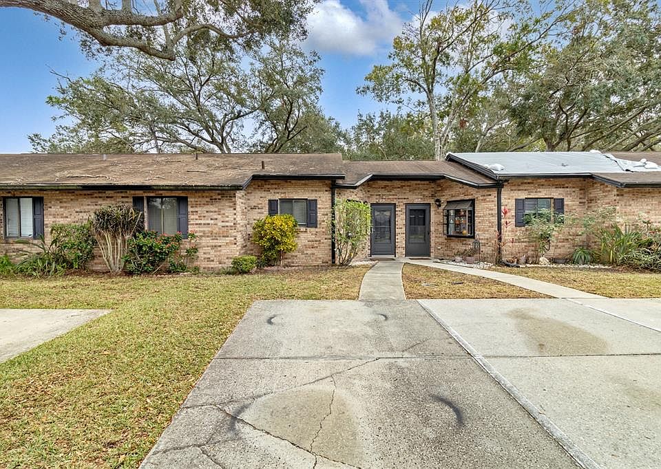 1st image of 1821 FOXHALL CIR #1005