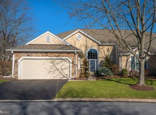 152 Greenville Ct #52, Berwyn, PA 19312