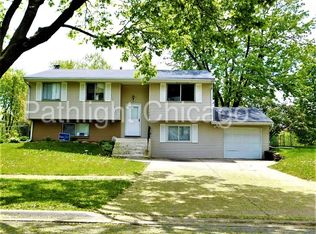 1501 Arlington Ln, Schaumburg, IL 60193