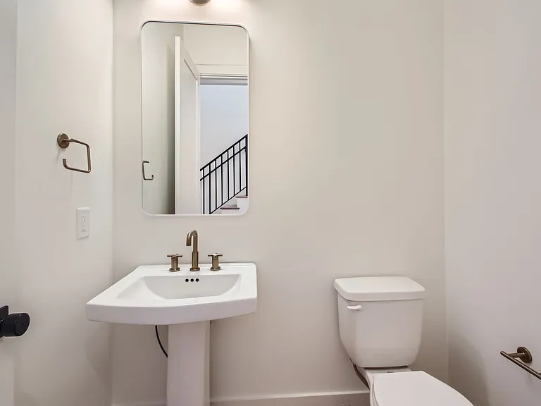 433B Croley Dr — Photo 13