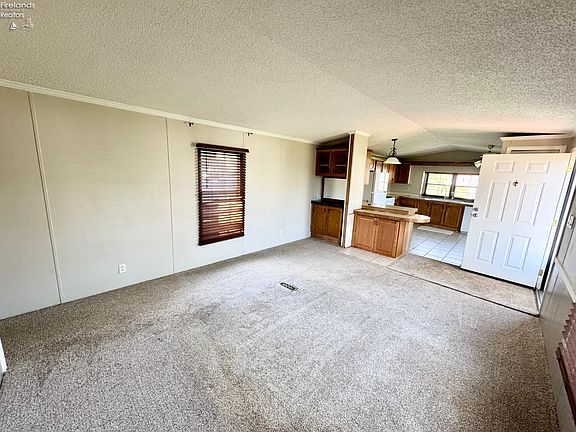 4th image of 134 W Bircha Rd