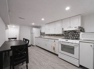 46 Centre St E #Basement, Richmond Hill, ON L4C 1A5