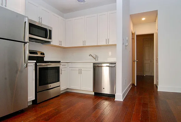 Rented by Building Equity Real Estate LLC | media 10