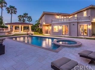 19050 Ashurst Ln, Tarzana, CA 91356
