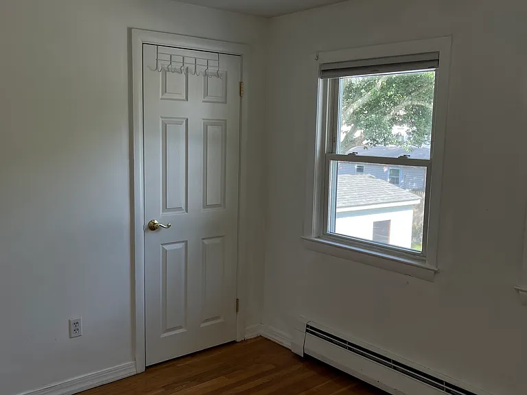 7 Libby Ave — Photo 7