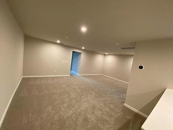 5th image of 19337 Blue Pond Dr