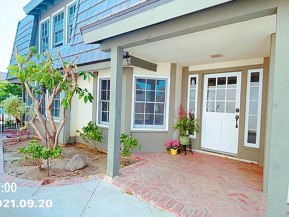 3rd image of 5911 E Calle Principia