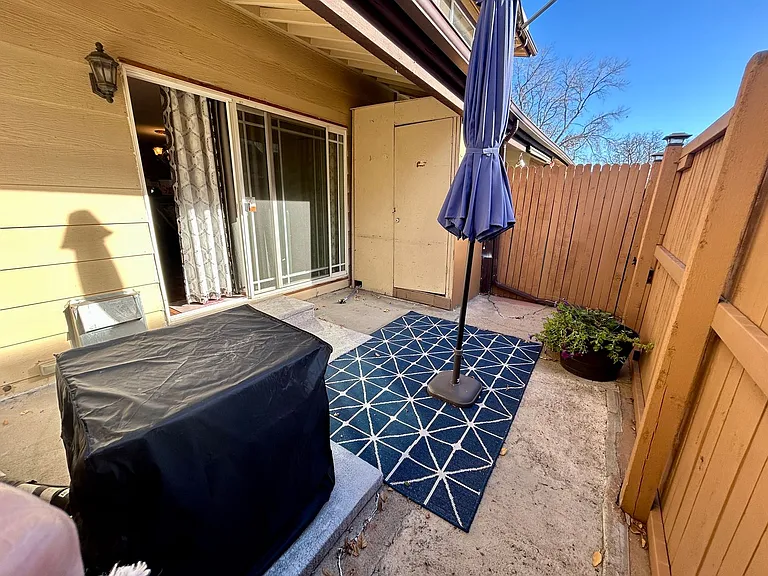 952 Coronado Pkwy S #C — Photo 12