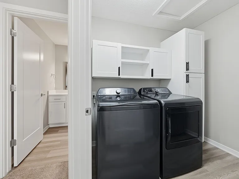 959 Titan Dr — Photo 27